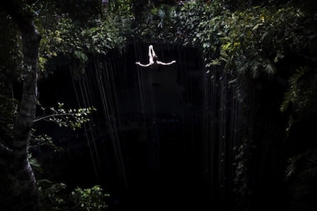 red_bull_cliff_diving_mexico_2011